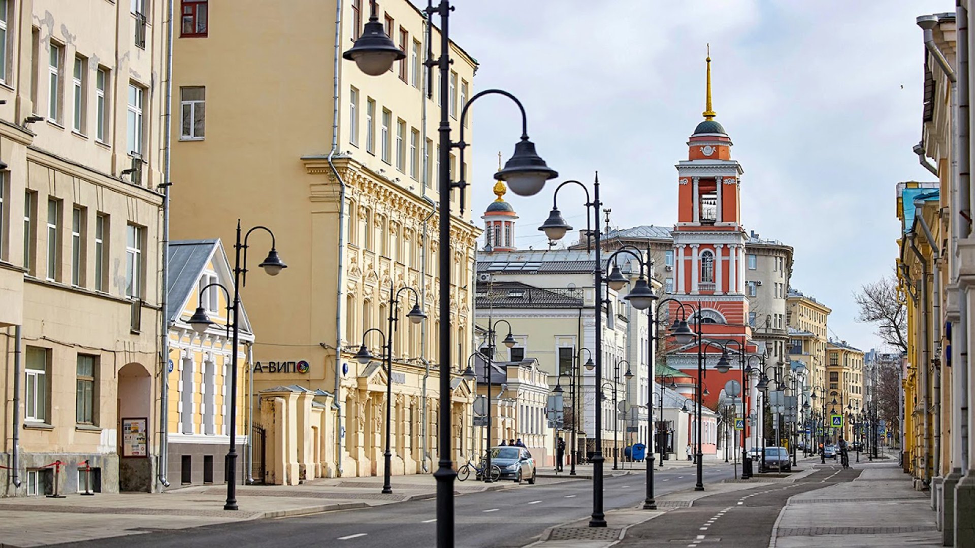 Московская ди. Пятницкая улица Москва. Замоскворечье Пятницкая. Москва центр Пятницкая. Замоскворечье улочки.